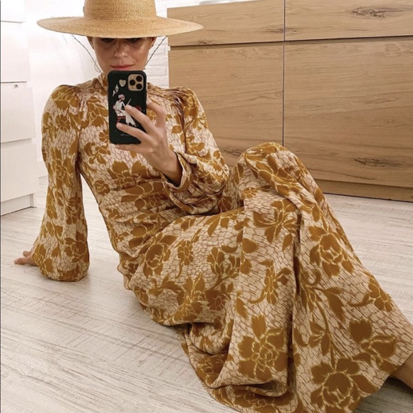 Zara Floral Midi Dress - Picture 9 of 16